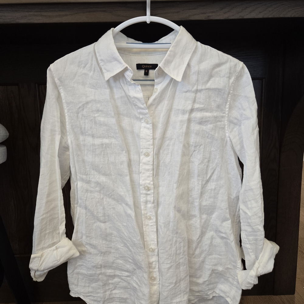 Quince Women's White Button Down Shirt